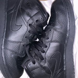 All black Jordan 1’s